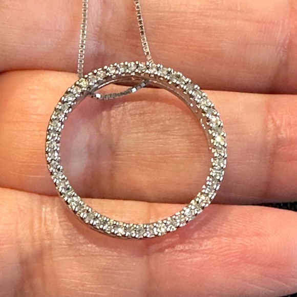 Diamond Circle Pendant in Sterling Silver - Picture 6 of 12